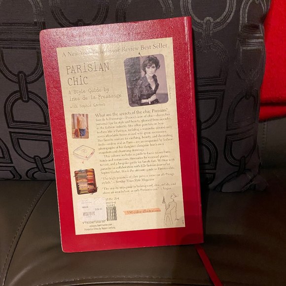 Book: Parisian Chic: A Style Guide - Picture 4 of 5